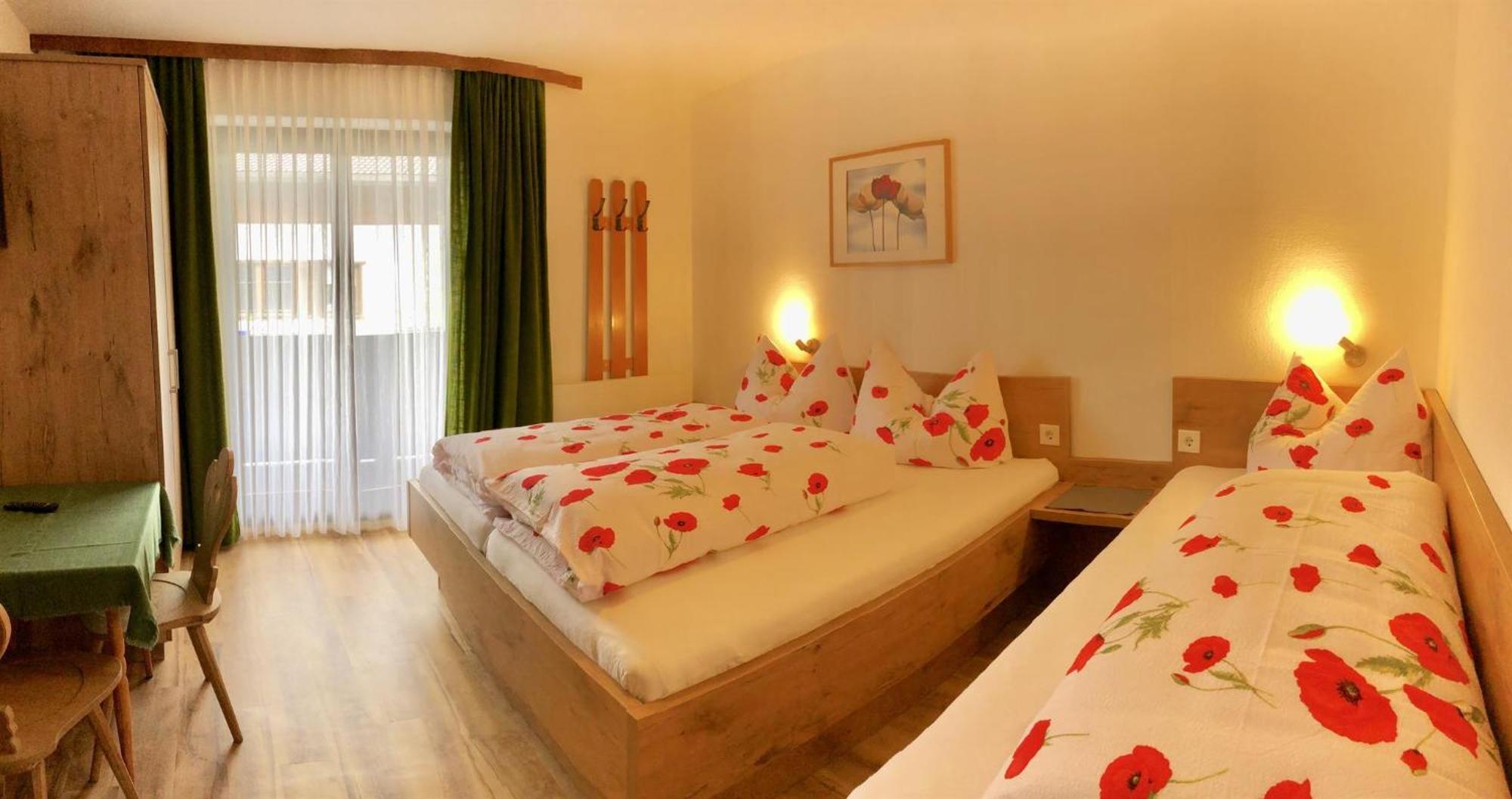 Pension Heidelberg - Fam Fuchs Hopfgarten im Brixental Chambre photo